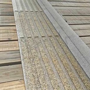 江门黄金麻盲道石 盲条