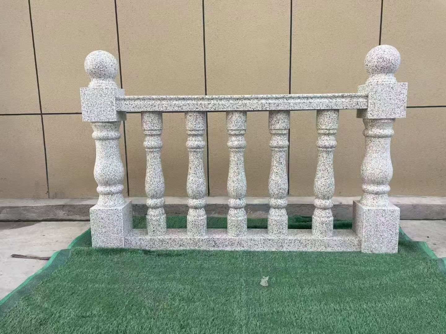 江门芝麻白阳台栏杆 花岗岩栏杆