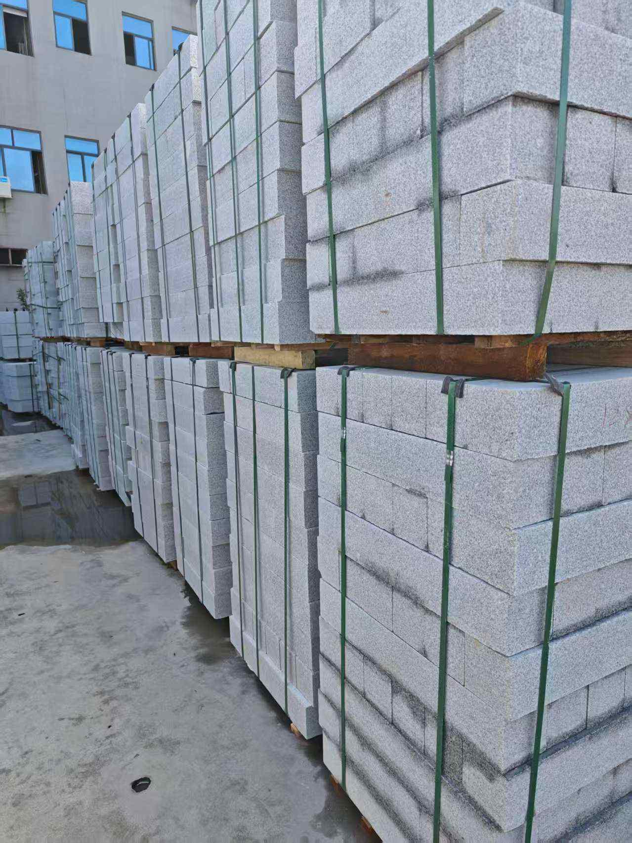 江门芝麻白路牙石，路侧石