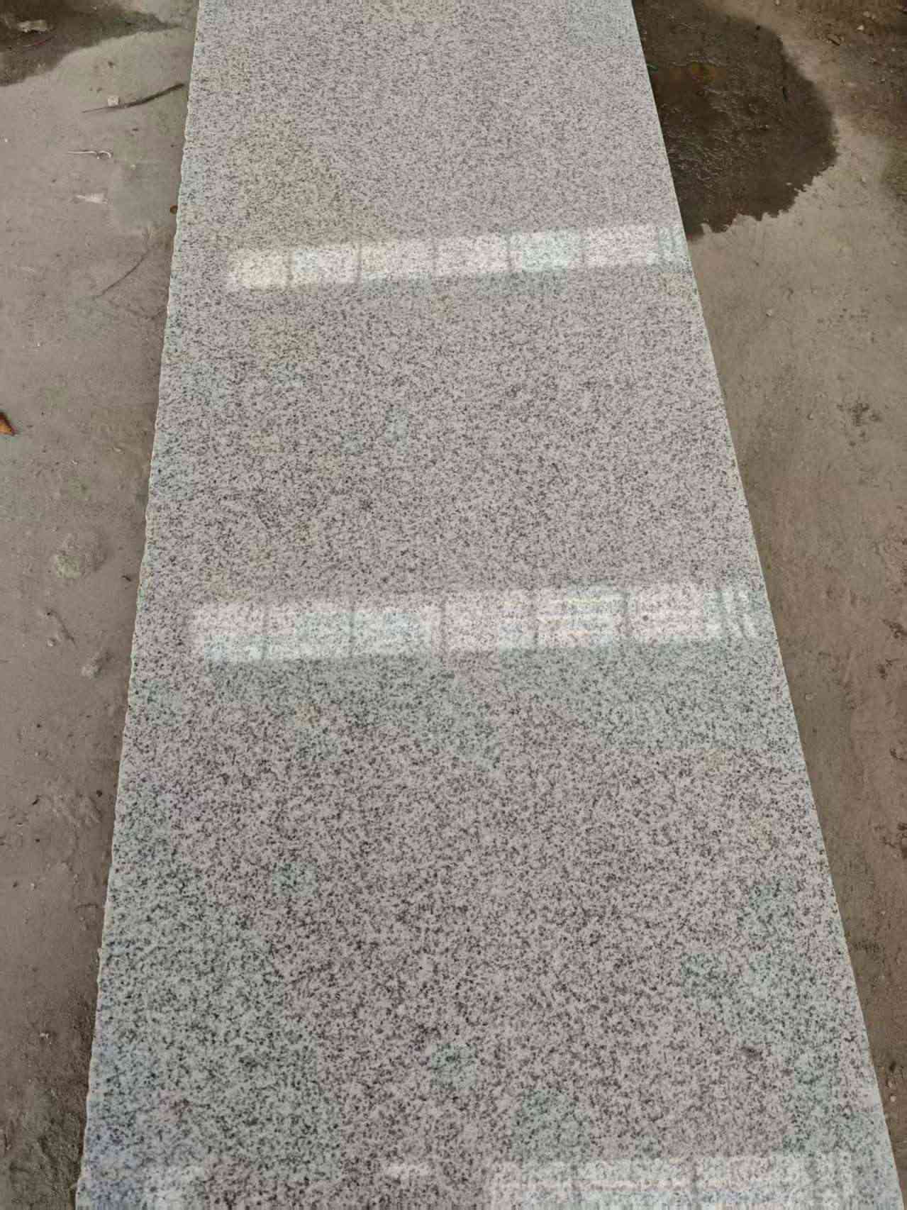 江门芝麻白光面毛板